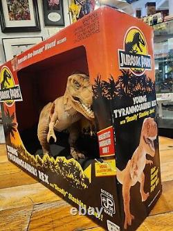 1993 Kenner Jurassic Park, Young Tyrannosaurus Rex with Deadly Slashing Jaws