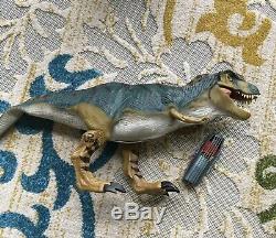 1997 Kenner Jurassic Park Lost World Bull T-Rex JP28 Figure Pod Dinosaur