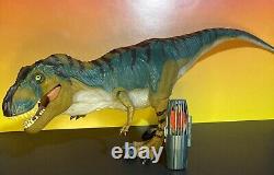 1997 Kenner The Lost World Jurassic Park Bull T-Rex 29 Action Figure WORKS JP28