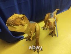 2 Mattel Jurassic World Park Super Colossal T-Rex Giant Dinosaur Figure Diorama