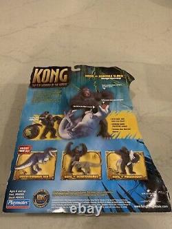 8th Wonder World Kong Vs Juvenile V-Rex Action Figure Playmates 2005