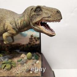 Danbury Mint Dinosaur Tyrannosaurus Rex Sculpture Lizard King Limited Edition