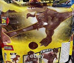 Heroes of Goo Jit Zu Jurassic World Supagoo T-Rex
