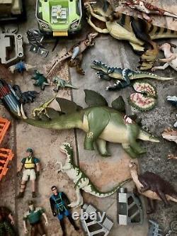 Huge VINTAGE JURASSIC PARK Kenner Figures Set, 3 Vehicles, Dinosaurs, 50+ Pieces