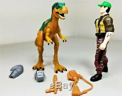 Jurassic Park Dinosaurs 1999 Walmart Exclusive Young T-Rex & Dinosaur Adventurer