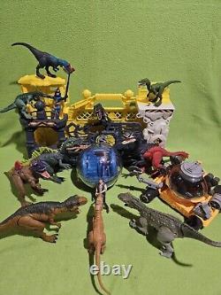 Jurassic Park/ Jurassic World Dinosaur + Vehicle & Playset Lot