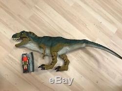 Jurassic Park Lost World Electronic Bull T-Rex JP28 Dinosaur with Pod Complete