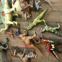 Jurassic Park World Lot 18 Figures Assorted Some Vtg T Rex Raptor Dinosaur As Is