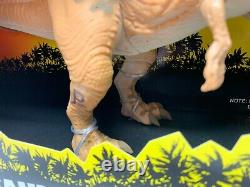 Jurassic Park Young Tyrannosaurus Rex 1993 action figure