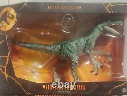 Jurassic World Amber Collection LOT OF 6