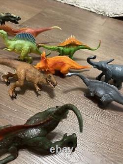 Jurassic World Park Dinosaur Toy Lot 40+ Dinos Rare Purple, T-Rex, Plastic