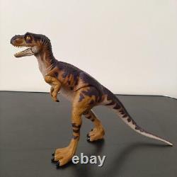 Kenner Jurassic Park TYRANNOSAURUS BJP42 Junior T-Rex Dinosaur Figure
