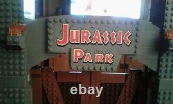 LEGO 75936 Jurassic Park T-Rex Rampage Gate only + instructions