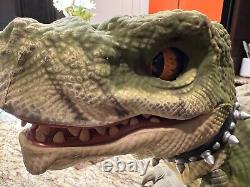 Mattel 2008 D-Rex Animatronic T-rex's With Remote