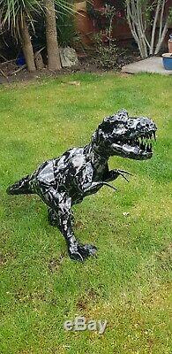 Metal Dinosaur T. Rex Garden Ornament/statue/sculpture Large New Silver Unique