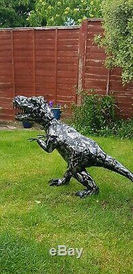 Metal Dinosaur T. Rex Garden Ornament/statue/sculpture Large New Silver Unique