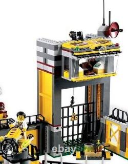 New Lego DINO DEFENSE HQ 5887 T-REX headquarters dinosaur jurassic park jp base