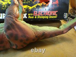 Original 1993 Jurassic Park Tyrannosaurus Rex Electronic Roar & Stomping Sounds