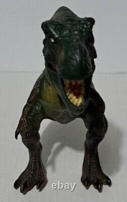 RARE Toys R Us Exclusive 1997 Jurassic Park The Lost World Young T-Rex VARIANT