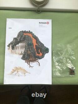 Schleich Dinosaurs Exploding Volcano With T-rex And Stegosaurus Figures Full Set