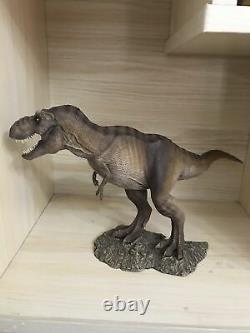 T-Rex Female Tyrannosaurus Model Dinosaur Statue 1/35 Figure Base Ornament