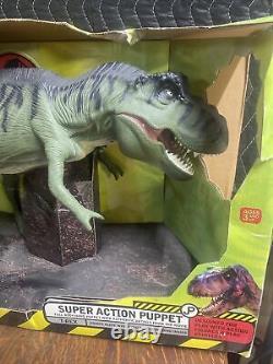 The Lost World Jurassic Park T-Rex Super Action Full Body Puppet 1996 Kenner