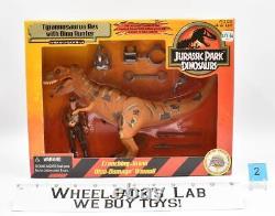 Tyrannosaurus Rex & Dino Hunter #2 Jurassic Park Dinosaurs 1999 Hasbro SEALED