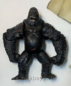 Vintage 8th Wonder World King Kong Skullcrawler V-Rex Figure Playmates 2005 Lot