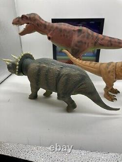 Vintage Kenner 1993 Jurassic Park Dino Lot! T-rex, Young T-rex, & Triceritops